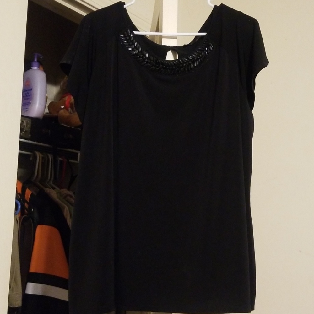 Women's size 2X beaded black top